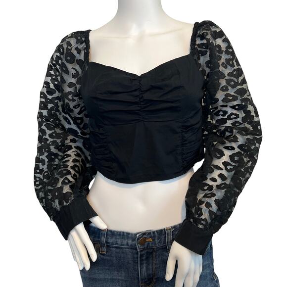 Zara Tops - Women's Zara Contrasting Animal Print Organza Puff Sleeve Crop Top Black
